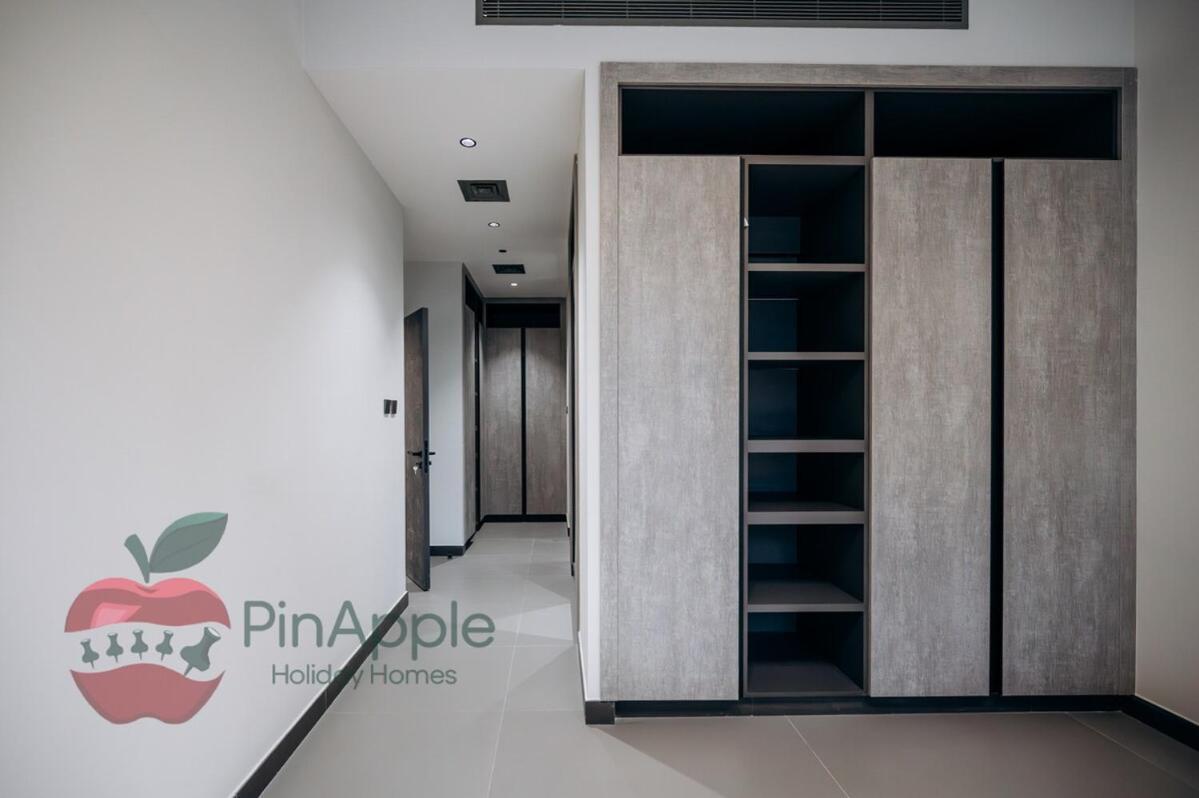Royal Style New 1br With A View