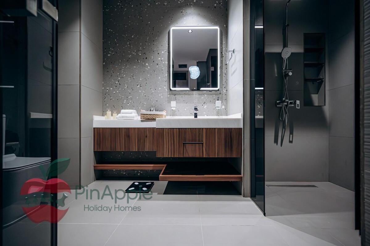 Royal Style New 1br With A View Dubai